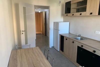 Apartament cu 2 camere decomandat în Central - 3