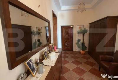 Apartament cu 3 camere decomandat în Titulescu - 7