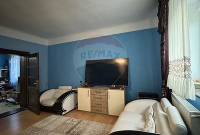 Casă cu 2 camere cu Teren 758 Mp în Ațel - 1