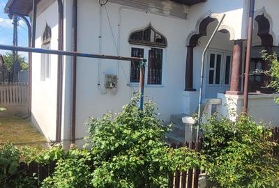 Casă cu 4 camere în Teasc - 3