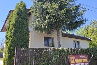 Casă cu 4 camere cu Teren 864 Mp în Central - 13