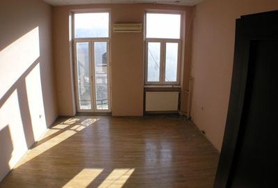 Spațiu comercial, de 400 mp, în Kogălniceanu - 9