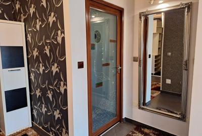 Apartament cu 2 camere decomandat în UTA - 5