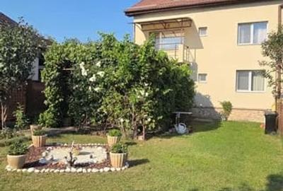 Casă individuală cu 8 camere cu Garaj în Someșeni