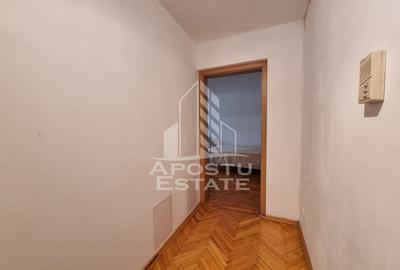 Garsonieră decomandată în Complex Studențesc - 9