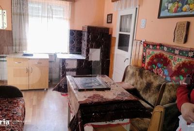 Casă cu 3 camere în Unguraș - 11