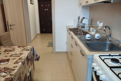 Apartament cu 2 camere decomandat în Sânpetru - 2
