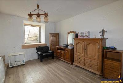 Proprietate autentica, stil traditional:Eco, cu parau pitoresc si vedere spectaculoasa, teren 900 mp - 15