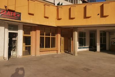 Spațiu comercial, de 260 mp, în Roman - 1