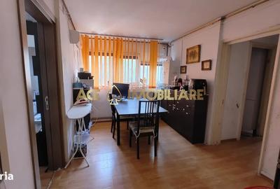 2 Camere | Piata Delfinului | Centrala Proprie | Etaj Intermediar - 4