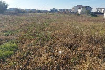 Teren de 721 mp, în Dumbrăvița