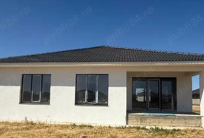 Casa cu trei dormitoare in Sintandrei - 6