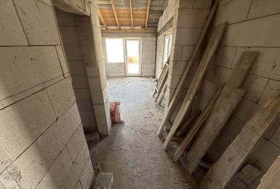 Casă individuală cu 24 camere cu Canalizare în Central - 13