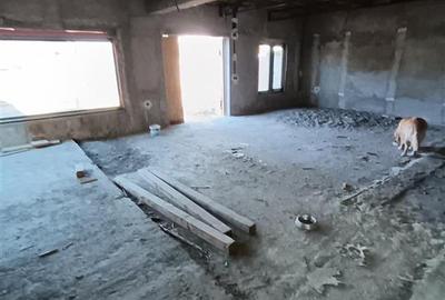 Casă cu 6 camere cu Teren 512 Mp în Apollo - 13