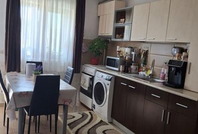Apartament cu 2 camere semidecomandat în Dobroești