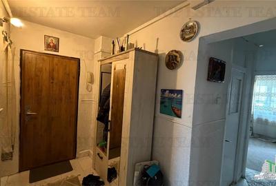 Apartament cu 3 camere decomandat în Central - 4