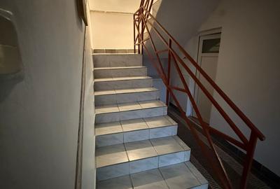CASĂ-VILĂ DE VÂNZARE IN ZONA DAMAROAIA SEC.1 - 4