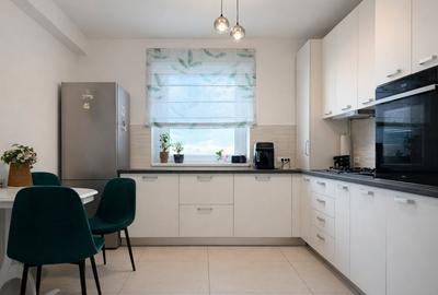 Apartament cu 2 camere decomandat în Tractorul - 2