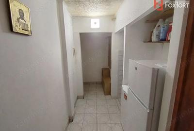 Apartament cu 2 camere semidecomandat în P-ța Doina - 1