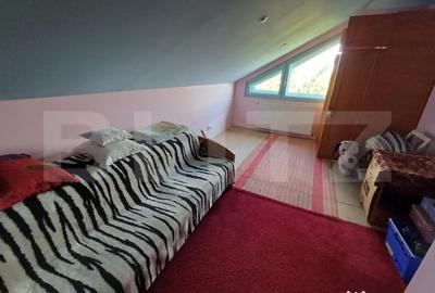 Casă cu 8 camere cu Teren 1500 Mp în Central - 11