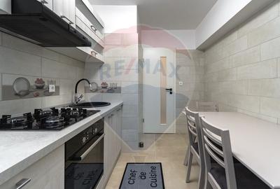 Apartament cu 3 camere decomandat, mobilat în Tractorul - 15