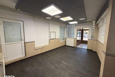 Spațiu comercial, de 42 mp, în Central - 9
