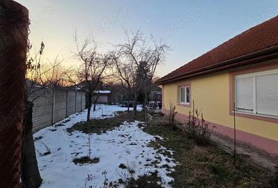 Casă cu 6 camere cu Canalizare în Girocului - 2