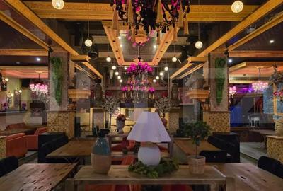 Spațiu comercial, de 500 mp, în Central - 1