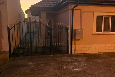 Casă cu 4 camere în Plopi - 3