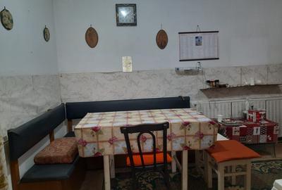 Casa 4 camere mobilate, garaj mare, gradina si atelier, Resita, zona Muncitoresc - 4