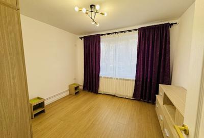Apartament cu 3 camere semidecomandat, mobilat în Circumvalațiunii - 8