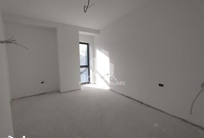 Casă cu 4 camere cu Teren 202 Mp în Palazu Mare - 13