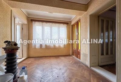Casa 3 camere in Satul Cristur, zona centrala, Jud. Hunedoara, teren intravilan 744 mp... - 1