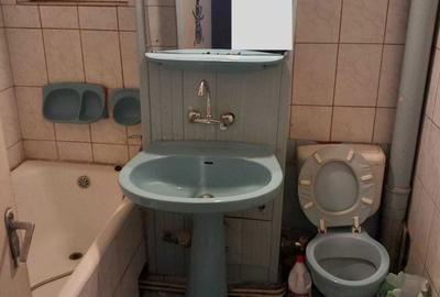 Apartament cu 3 camere decomandat în Central - 6