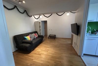 Apartament cu 3 camere semidecomandat, mobilat în Lujerului - 1