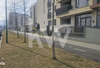 Apartament cu 2 camere decomandat în Tractorul - 5