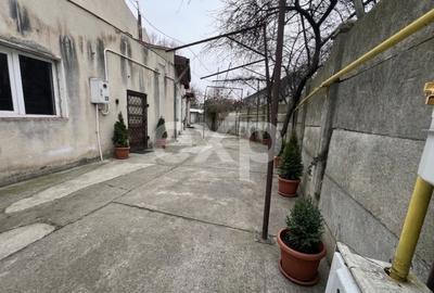 Casă individuală cu 6 camere cu Canalizare în Cotroceni - 1