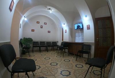 Proprietate specială, 214 mp în P-ța Unirii