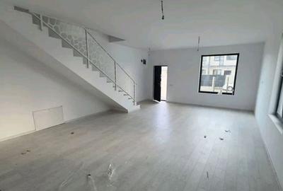 Casa Tip Duplex, 4 Camere , curte - Comuna Pantelimon/Selgros- Comision 0% - 4