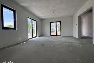 Casă cu 4 camere cu Teren 406 Mp în Ulmi - 20