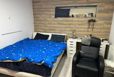 Apartament cu 2 camere decomandat în 22 Decembrie - 1
