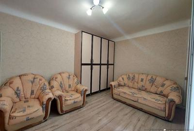 Apartament cu 2 camere semidecomandat în Berceni