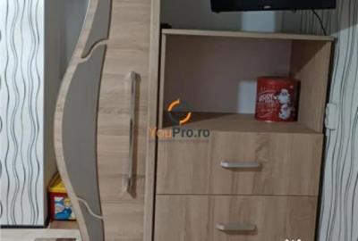 Apartament cu 3 camere semidecomandat în Dâmbovița - 12