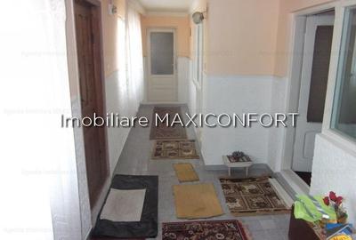 Vanzare casa-Imobiliare MAXICONFORT - 2