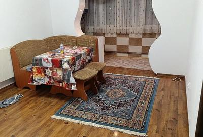 Apartament cu 2 camere semidecomandat în Central - 1