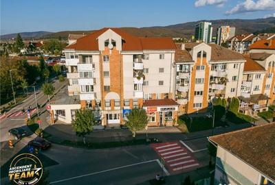 Apartament cu 18 camere decomandat în Central - 5
