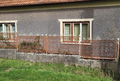 Casă cu 4 camere cu Teren 1000 Mp în Central - 3
