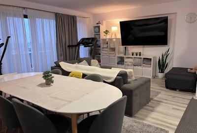 Apartament cu 5 camere decomandat în Noua - 9