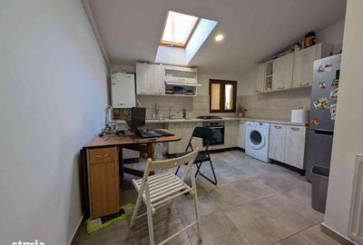 Apartament cu 4 camere în Cug