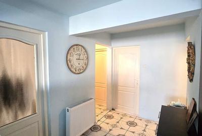 Apartament cu 3 camere decomandat în Micro 17 - 3